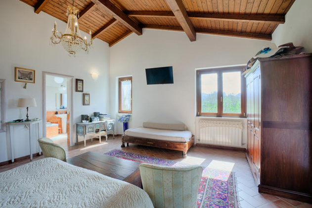 Sora, ,Rural Estate,For Sale,1104