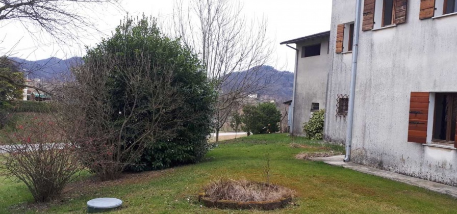 Castelcucco, 9 Bedrooms Bedrooms, 2 Rooms Rooms,3 BathroomsBathrooms,Rural Estate,For Sale,1005