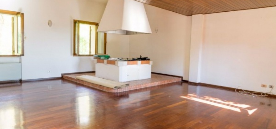 Solighetto, 1 Bedroom Bedrooms, 2 Rooms Rooms,7 BathroomsBathrooms,Farmhouse,For Sale,1006