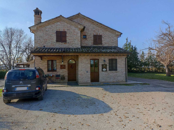 Petritoli, ,Farmhouse,For Sale,1070